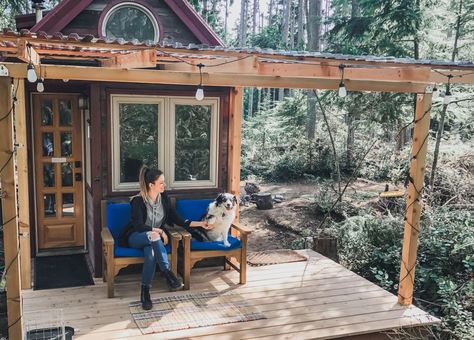 Tiny House In The Forest, Tiny House Covered Porch, Tiny Home Porch, Tiny House Porch, Tiny House In The Woods, Cheap Tiny House, Whidbey Island Washington, House Porch, Mountain Meadow