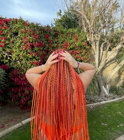 Orange Knotless Braids, Sunset Braids, Color Box Braids, Orange Braids, Twists Hairstyles, Colored Box Braids, Hair Color Orange, Sunset Color, Sunset Orange