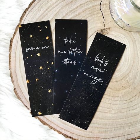 "An amazingly stylish way to keep your place as you read through every single book you can get your hands on; this beautiful celestial bookmark set is the perfect addition to any bookmark collection. ➔  2 x 6 inch / 5 x 15 cm ➔  Super simple download   One-sided designs ➔  Print at home, online, or at your local print shop ➔  No need to worry if they get dirty or wet - simply re-print! // YOU MAY ALSO LIKE ♡ Celestial Bookmark Set:  https://www.etsy.com/listing/1161716312/ ♡ Big Bookmark Bundle Bookmark Space, Celestial Bookmarks, Space Bookmarks, Stars Bookmark, Galaxy Bookmark, Books Are Magic, Bookmark Collection, Space Quotes, Single Book