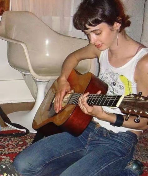 Krysten Ritter, My Love, Guitar, White