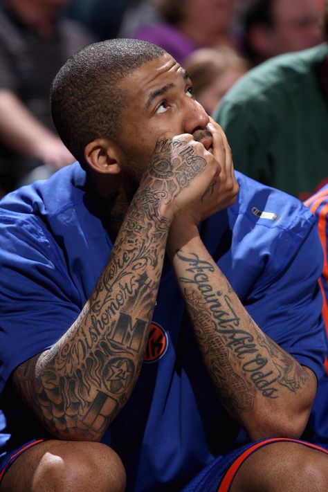 Wilson Chandler’s right hand depicts an eye of an angel with the words “All is Well” underneath. The symbolism behind the ink is that the angel is watching over him always according to Chandler. Athlete Tattoos, Lebron James Tattoos, Best Celebrity Tattoos, Full Sleeve Tattoo Design, Tattoo Inspiration Men, Upper Arm Tattoos, Tattoo Hand, Full Sleeve Tattoo, Free Tattoo