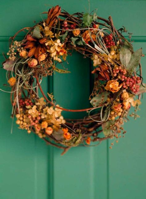 Dried Flower Wreath Front Door Decorating Ideas, Door Decorating Ideas, Decorating Ideas For Fall, Fall Wreath For Front Door, Autumn Wreaths For Front Door, Floral Arranging, Door Decorating, Flower Wreaths, Faux Leaf