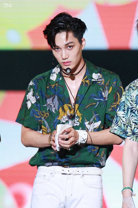 SHININGKAI on Twitter: "#KAI #EXO #JONGIN #KOKOBOP #TheEve… " Exo Kokobop, Exo Jongin, Kim Kai, Exo Album, Ko Ko Bop, Kim Jongdae, Exo Members, Kim Jongin, Exo Kai