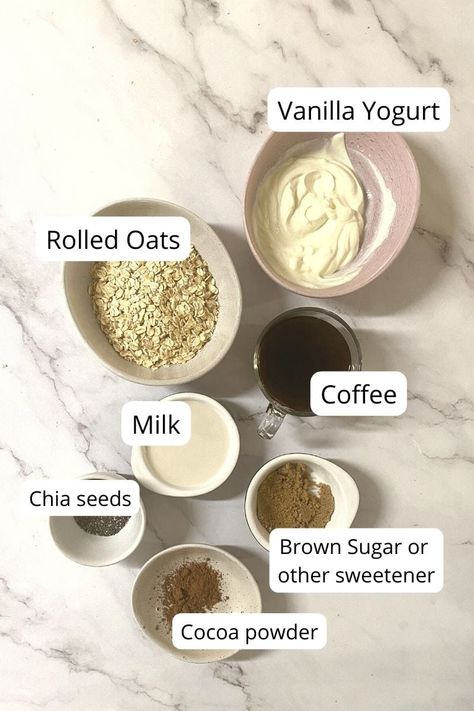 Tiramisu Overnight Oats - Modest Munchies Tiramisu Oats, Biscoff Overnight Oats, Tiramisu Overnight Oats, Dessert For Breakfast, Recipe For Breakfast, Vanilla Yogurt, Coffee Milk, Rolled Oats, Overnight Oats