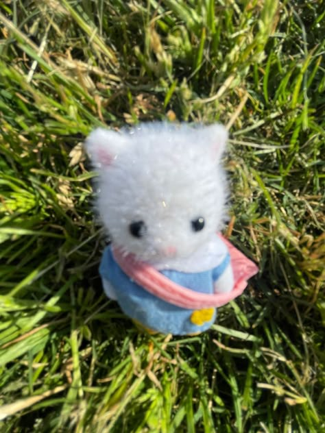 Paznokcie Hello Kitty, Critters 3, Calico Critters Families, Cat Baby, Calico Critters, Little Critter, Calico Cat, Persian Cat, Sylvanian Families