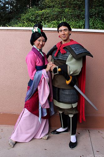 Mulan and Shang Mulan And Shang, Mulan Cosplay, Li Shang, Princess Mulan, Cosplay Disney, Disney Inspiration, The Last Avatar, Disney Face Characters, Disney Side