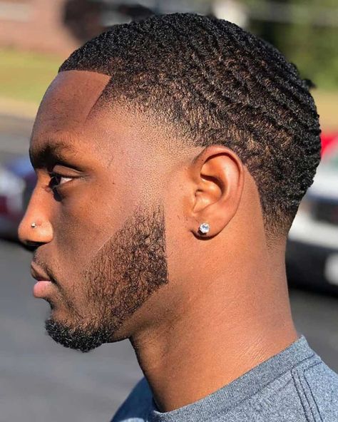 Black Man Haircut Fade, Taper Fade Short Hair, Waves Hairstyle Men, Low Taper Fade Haircut, Men Fade Haircut Short, Black Hair Cuts, Waves Haircut, Low Fade Haircut, Taper Fade Haircut