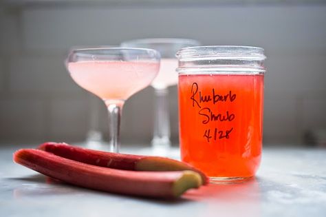 Rhubarb shrub - had never heard of a "shrub" in this context, but sounds like something to try. Rhubarb Shrub, Pinterest Drink, Shrub Drink, Fruit Shrub, Shrub Recipe, Feasting At Home, Rhubarb Syrup, Drinking Vinegar, Apple Benefits