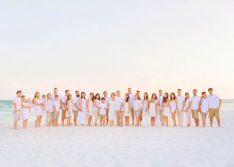 Large Group Beach Photos, Big Family Beach Photos, Beach Group Photo, Large Family Beach Pictures, Large Group Family Photos, Large Family Beach Photos, Large Group Photography, Large Family Photo Shoot Ideas, Family Reunion Photos