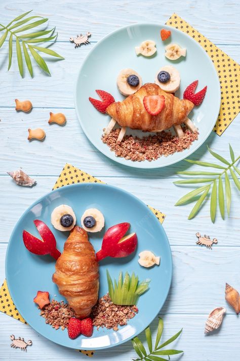 Fruit For Kids, Fun Food For Kids, Kids Breakfast, Food For Kids, Decorações Com Comidas, Food Art For Kids, Amazing Food Decoration, Fruits For Kids, Crab And Lobster