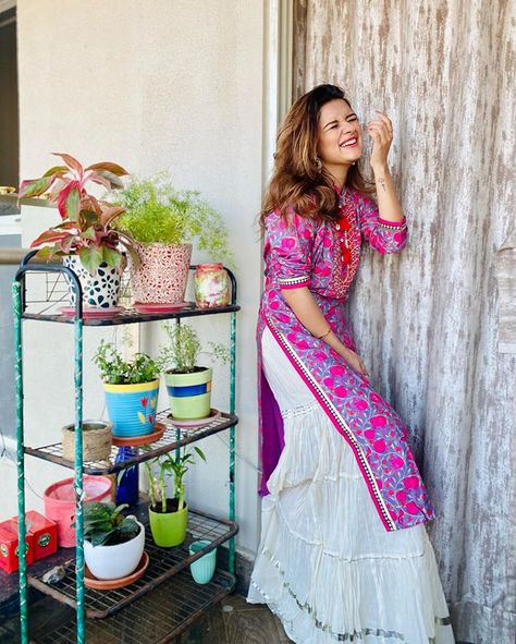 Avneet Kaur Official on Instagram: “Bhai dooj ❤️💕 Styled by @stylearchitect_ Outfit @gopivaiddesigns Assisted by @stylebymahii” Kurta With Skirt, Kurti Skirt, Kurta Skirt, Designer Kurta, Indian Kurta, Avneet Kaur, Traditional Indian Outfits, Dress Indian Style, Stylish Dress Designs