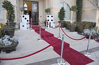 I've got the red carpet and I've got the giant dice...so this one works. 007 Theme, Casino Birthday Party, 007 Casino Royale, Vegas Theme Party, James Bond Party, Club Decoration, Casino Birthday, Casino Night Fundraiser, Las Vegas Party