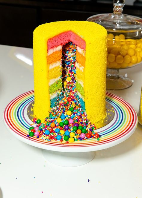 Striped Cakes, Fresh Mozzarella Salad, Cake Yellow, Rainbow Explosion, Elaborate Cakes, Striped Cake, Pinata Cake, Sprinkle Cake, Cake Balls