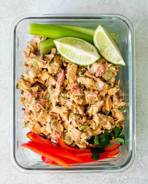 Chipotle Chicken Salad, Chicken Salad Recipe Easy, Meal Prep Snacks, Hearty Chicken, Chipotle Chicken, Paleo Whole 30, Easy Salad Recipes, Chicken Salad Recipes, Weeknight Meals