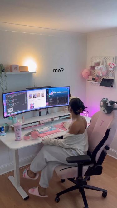 Feminine Pc Setup, Work Computer Setup, Pc Gaming And Work Setup, Bf Gf Gaming Setup, Desk Ideas Dual Monitor, Gaming Set Up In Living Room, Desk Top Setup, Women Desk Setup, 2 Computer Desk Setup