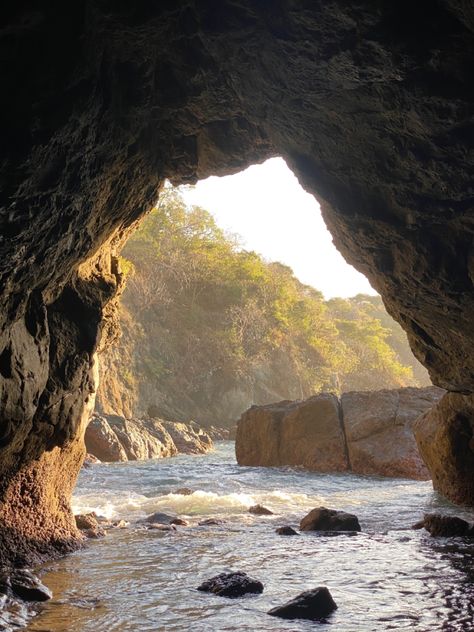 Cave On Beach, Beach Cave Aesthetic, Ecosystem Aesthetic, Beach Kingdom, Cove Aesthetic, Ocean Cave, Water Cave, Beach Cave, Isolated Island