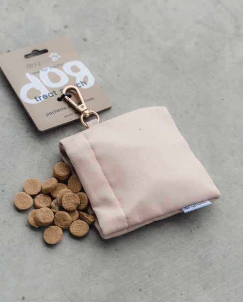 Aesthetic Dog Supplies, Cute Dog Treats, Cute Dog Accessories, Puppy Things, Small Dog Accessories, Cute Dog Toys, Dog Accesories, Dog Treat Pouch, Dog Business