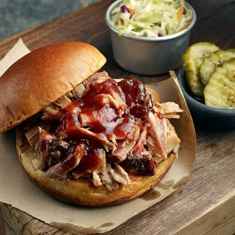 Pulled Pork Aesthetic, Pulled Pork Sandwiches, Bbq Photography, Grilled Sandwich Aesthetic, Roast Beef Sandwich Aesthetic, Gourmet Pulled Pork Sandwiches, Famous Daves Bread Pudding, Carolina Bbq Pulled Pork, Barbeque Pork