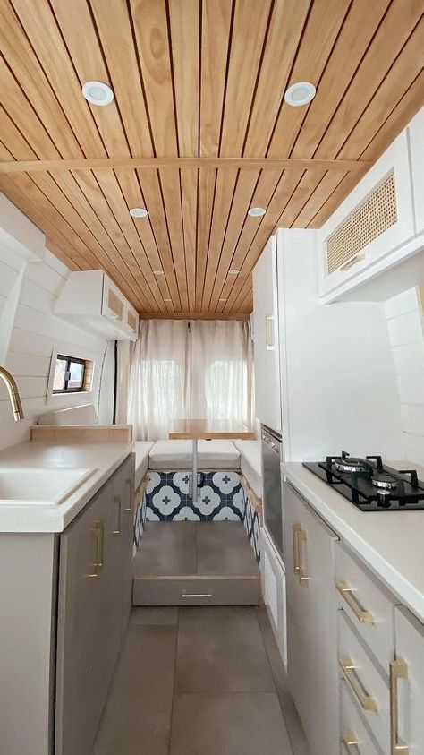 Van Conversion Ceiling, Campervan Ceiling, Van Ceiling, Bus Transformation, Iveco Daily Camper, Campervan Inspiration, Trailer Caravan, Caravan Makeover, Caravan Renovation