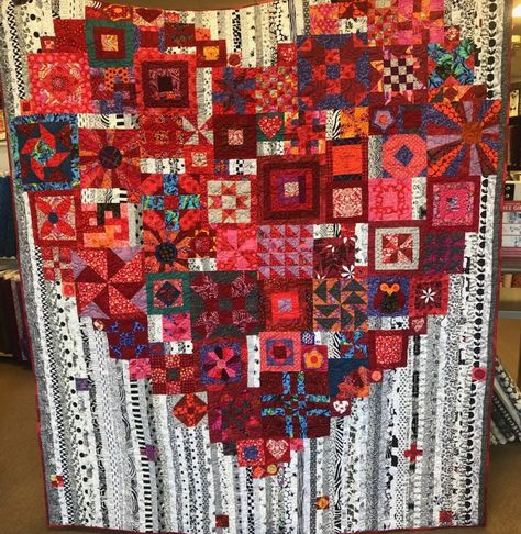 Boho Heart Quilt Kit (featuring Kaffe fabrics) Boho Heart Quilt Pattern, Boho Heart Quilt Jen Kingwell, Boho Heart Quilt, Valentines Quilts, Boho Quilts, Owl Baby Quilts, Valentine Quilts, Interesting Quilts, Quilt Heart