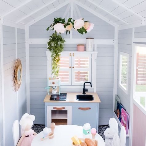 Playhouse Colour Ideas, Playhouse Interior Decor, Inside Outdoor Playhouse Ideas, Diy Playhouse Interior, Inside Kids Playhouse Interior Ideas, Playhouse Outdoor Interior, Inside A Playhouse, Cubby House Ideas Interior, Wendy House Interior