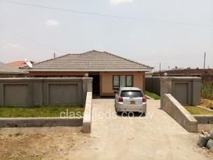 Houses For Sale In Zimbabwe | www.classifieds.co.zw Rural House Plans Zimbabwe, Cluster House, Double Carport, Exterior House Colors Combinations, Modern Townhouse, Colors Combinations, Big Bedrooms, Rural House, Guest Bathrooms