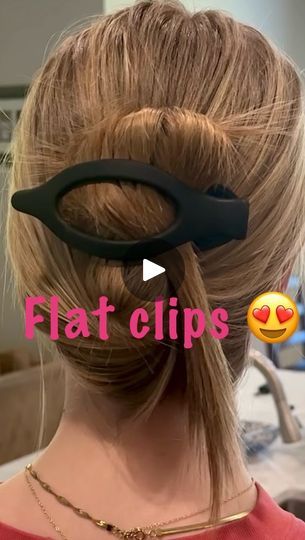 Flat Clip Hairstyles, Best Hairdresser, Hairstyles For Women Over 50, Red Highlights, Clip Hairstyles, Flat Hair, Women Over 50, 1k Views, Short Bob Hairstyles