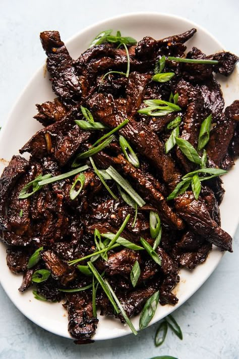 Crispy, delicious beef infused with intense flavors—this bulgogi beef recipe stands apart from the crowd. Marinate overnight, and let your grill do the rest! Roast Beast, Best Grill Recipes, Soy Sauce Marinade, Korean Bbq Beef, Greek Diet, Cucumber Kimchi, Vietnamese Sandwich, Bulgogi Recipe, The Modern Proper