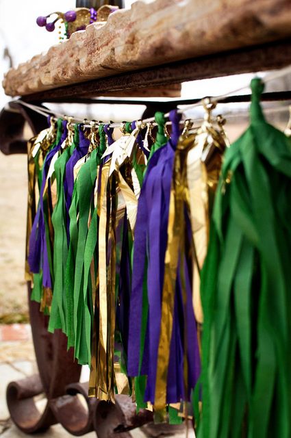 Laissez Les Bon Temps Rouler! Mardi Gras Party Ideas, Mardi Gras Diy, Tuesday Dinner, Mardi Gras Photos, Mardi Grad, Mardi Gras Party Decorations, Tassel Banner, Karneval Party, Mardi Gras Wedding