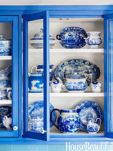 Collection of blue and white English china artfully displayed in a vivid "blue to match" china cabinet.  Lovely. Blue Crockery, Porcelain Dishes, Welsh Dresser, Blue Bayou, Blue Dishes, Blue White Decor, White Dishes, Blue And White China, Flow Blue