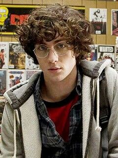 aaron johnson in kick ass Dave Lizewski Icon, James Potter Fancasts, Aron Taylor Johnson, James Fleamont Potter, Dave Lizewski, Fleamont Potter, Gay Best Friend, Aaron Johnson, Aaron Taylor