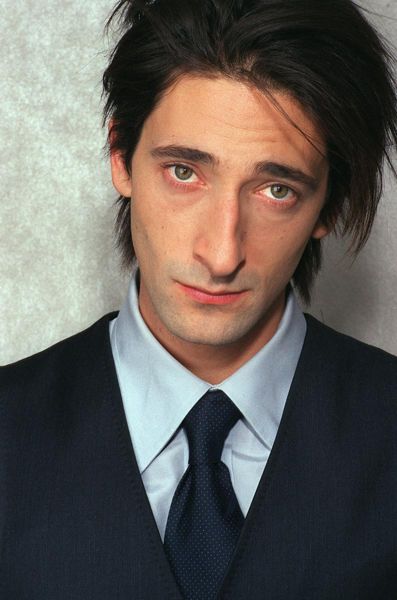 Adrien Brody Portrait, Art Bust Poses, Adrien Brody Drawing, Pose Reference Male Photo, Male Reference Photo, Adrien Brody Aesthetic, Bust Drawing References, Adrian Brody, Adrien Brody