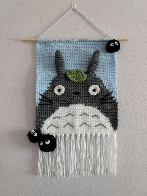 Studio Ghibli Decor, Ghibli Decor, Totoro Diy, Anime Pixel, Crochet Wall Hangings, Room Baby, Crochet Tapestry, Gift Valentine, Handmade Teddy