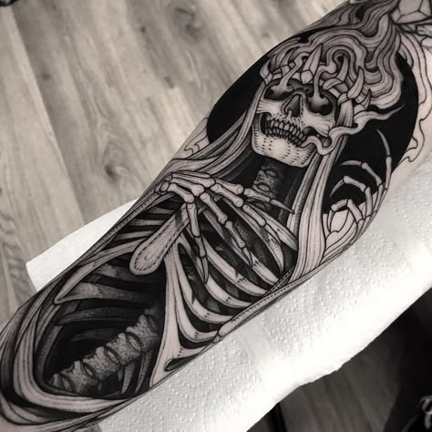 Hunter Tattoo, Stick Tattoo, Tattoo Uk, Skeleton Tattoos, Blackwork Tattoos, Tattoo Signs, Horror Tattoo, Dark Art Tattoo, Tattoo Kits