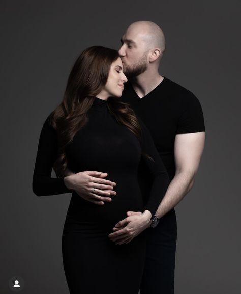 Maternity Photos Black Dress Couple, Maternity Photo With Husband, Maternity Photography Black Dress, Couple Pregnancy Pictures, Maternity Photography Winter, Couple Maternity Poses, Studio Maternity Shoot, Pregnancy Announcement Pictures, Maternity Studio Photoshoot