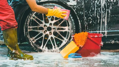 25 Freebies To Ask For When Buying a New Car - EXTREME-PHOTOGRAPHER / Getty Images/iStockphoto Car Valet, Waterless Car Wash, Car Wash Business, Mobile Car Wash, Car Wash Soap, Car Wash Equipment, Car Wash Services, Hard Water Stain Remover, Clean Your Car