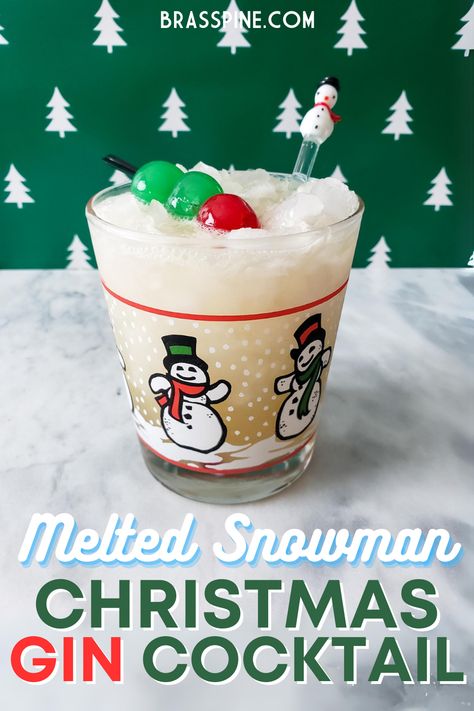 When the snow drifts are 4ft tall and the icicles are growing faster than your waist line…you know it’s time to settle in for a long winter and warm up with a Melted Snowman Cocktail. For me, nothing says Christmas like a frosty tropical drink in hand, and this Christmas Gin Cocktail does the trick. Gin Christmas Cocktail, Winter Alcoholic Drinks, Drinks With Gin, Gin Tropical, Snowman Cocktail, Winter Drinks Alcoholic, Festive Cocktail Recipes, Best Christmas Cocktails, Holiday Party Drinks