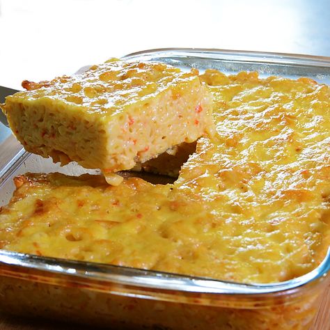 Macaroni Pie Recipe Macaroni Pie Recipe, Barbados Food, Macaroni Pie, Trinidad Recipes, Pumpkin Sheet Cake, Macaroni Cheese Recipes, Trini Food, Yummy Casseroles, Christmas Food Dinner