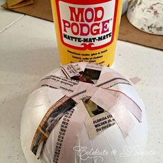 Diy Paper Mache, Paper Mache Bowl, Mod Podge Matte, Making Paper Mache, Paper Mache Bowls, Paper Towel Tubes, Diy Blanket Ladder, Modge Podge, Décor Diy