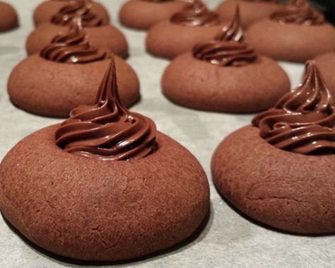 Nutella Cookies, Dessert Pictures, Biscuit Cookies, Cookies Ingredients, 3 Ingredients, Cooking And Baking, Nutella, Cookie Recipes, Food Photography