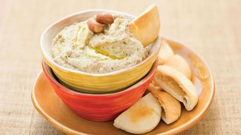 Boiled Peanut Hummus Peanut Hummus, Boiled Peanuts, Creamy Crab, Fancy Appetizers, Boiled Vegetables, Elegant Appetizers, Peanut Recipes, Dip Recipes Easy, Hummus Recipe