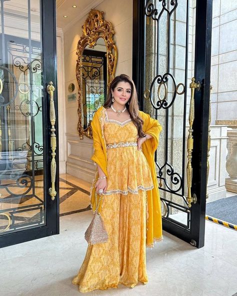 Suit For Haldi, Embroidered Salwar, Wedding Yellow, Yellow Kurta, Kurta Sharara Set, Kurta Sharara, Heavy Work, Sharara Set, Ethnic Wear