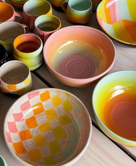 Color Me Mine Inspo Bowl, Pottery Painting Small Bowl, Soup Bowl Pottery Painting, Paint Your Own Pottery Salad Bowl, Painted Pottery Pet Bowl, Painted Pots Diy, Paint Your Own Pottery, Wheel Thrown Pottery, Love My Job