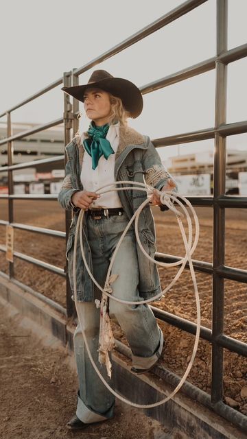 Western Fashion Creator on Instagram: "Prettiest Buckaroo Knot I ever did see- and SUPER SIMPLE tutorial too. Cover photo: @kcmaye_western #buckwildrags #wildrags #wildrag #scarf #scarfstyle #westernwear #westernfashion #wildragseason #wildragaddict #wildragfashion #scarfmaker #fakersarentmakers #texasbased #texasmade #cowboygear #cowboy #cowgirl #cowgirlstyle #cowgirlfashion #scarf #scarfstyle #westernwear #westernfashion #wildragseason #wildragaddict #wildragfashion #scarfmaker #fakersaren Buckaroo Outfit, Western Neck Scarf, Bohemian Style Clothing Winter, Western Scarf, Fashion Creator, Cowboy Gear, Cowgirl Aesthetic, Scarf Outfit, Wild Rag