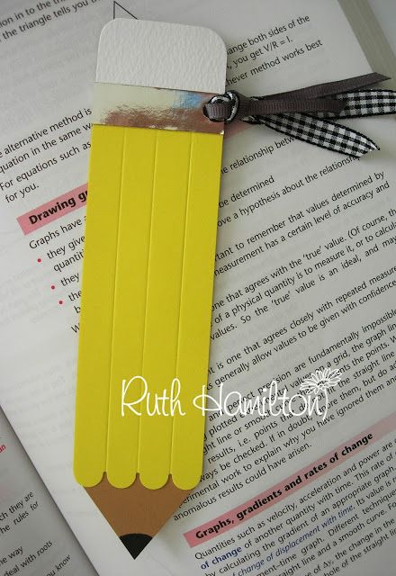 A Passion For Cards: Pencil Bookmark Pencil Bookmark, Apple School, Teachers Day Card, Bookmark Ideas, Paper Bookmarks, Teachers Day Gifts, Bookmarks Kids, Teacher Cards, Popsicle Stick Crafts