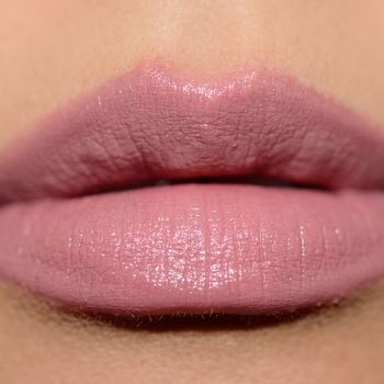 MAC Driftwood Liptensity Lipstick Dupes & Swatch Comparisons Simple Elegant Makeup, Products Worth The Hype, Nude Pink Lipstick, Lip Pencil Colors, Lipstick Photos, Lipstick Design, Mac Products, Permanent Lipstick, Mac Lipsticks