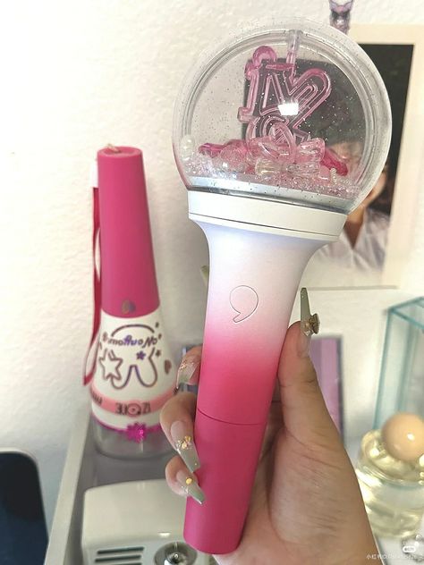 Ive Lightstick Aesthetic, Ive Lightstick Official, Light Stick Decoration Kpop, Twice Lightstick Decoration, Lightstick Decoration Ideas, Kpop Lightstick Aesthetic, Ive Lightstick, Kpop Lightstick Ideas, Newjeans Lightstick