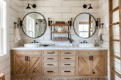 22 Stunning Modern Farmhouse Bathrooms to Inspire Your Refresh Modern Farmhouse Bathroom Vanities, Light Wood Bathroom Vanity, Modern Farmhouse Master Bath, Restoration Hardware Modern, Modern Country Bathroom, Farmhouse Master Bath, Modern Farmhouse Bathrooms, Country Bathroom Vanities, Modern Farmhouse Bathroom Ideas