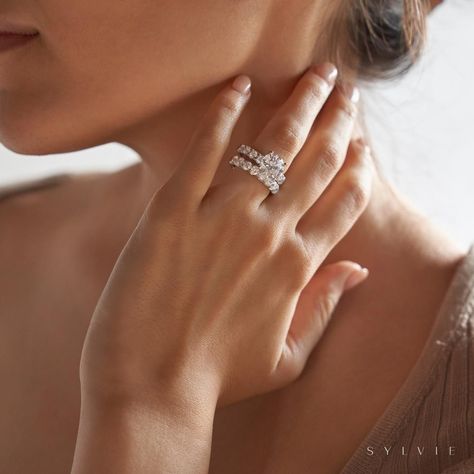 A show-stopping wedding ring for a show-stopping engagement ring. 🌟 (Style: S2760, BS2760) https://www.pittsburghdiamonds.com/ #WeddingRing #DiamondRing #EngagementRing #Ring #Diamond #Love Popular Wedding Rings, Wedding Ring Upgrade, Trendy Engagement Rings, Round Brilliant Engagement Ring, Most Beautiful Engagement Rings, Ring Upgrade, Big Engagement Rings, Deeply In Love, Round Engagement