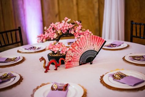 Disney Centerpieces, Disney Movie Night Dinner, Cherry Blossom Party, Chinese Wedding Decor, Quinceanera Centerpieces, Cherry Blossom Theme, Asian Party, Japan Wedding, Disney Dinner